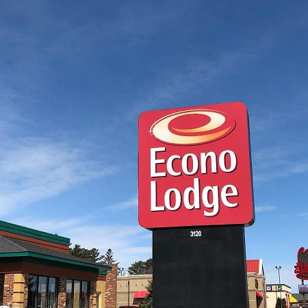 Econo Lodge Wisconsin Rapids Exterior foto